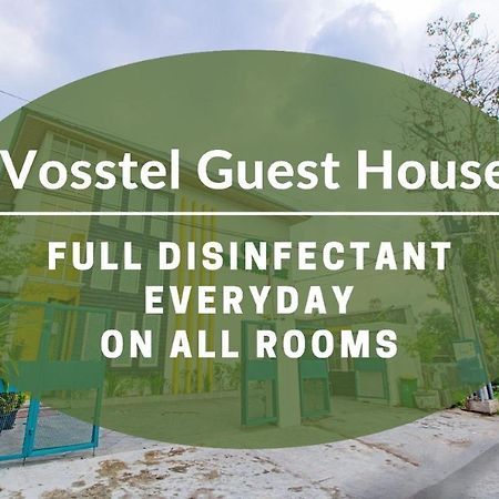 Vosstel Guest House Medan Buitenkant foto