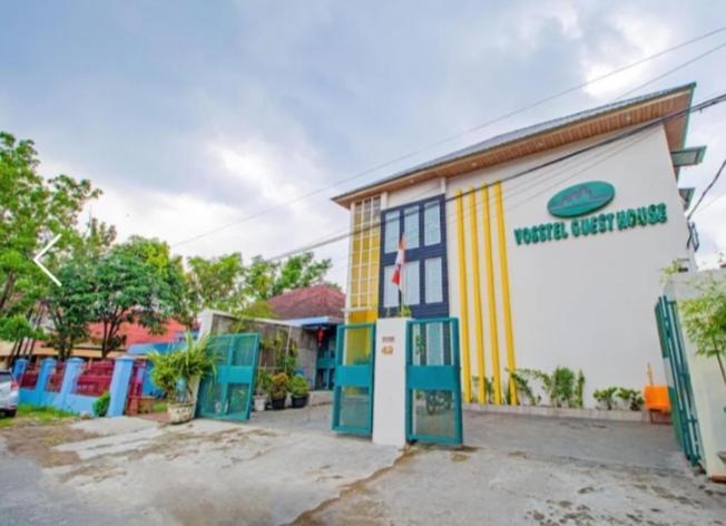 Vosstel Guest House Medan Buitenkant foto