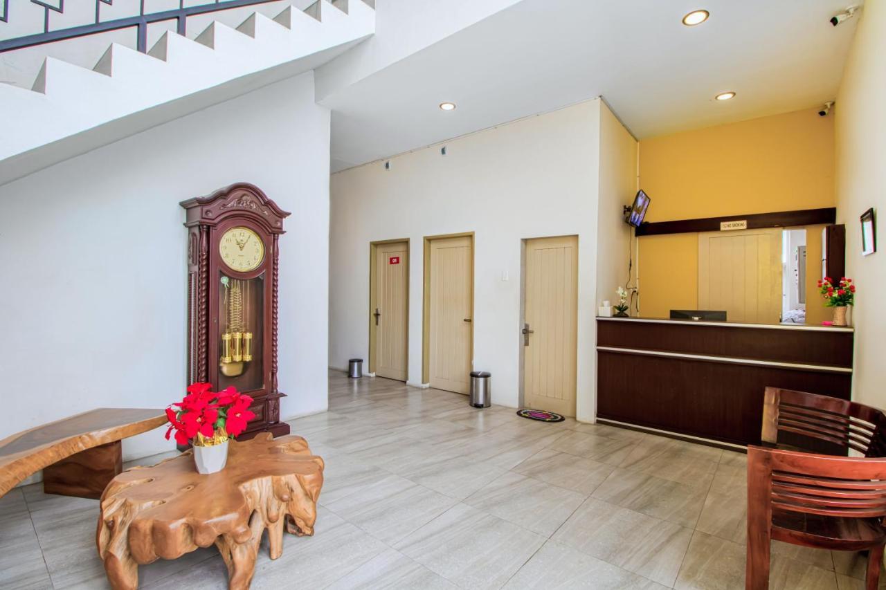 Vosstel Guest House Medan Buitenkant foto